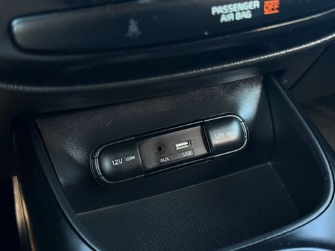 Used 2019 Kia Soul w/ Convenience Package FWD image 23