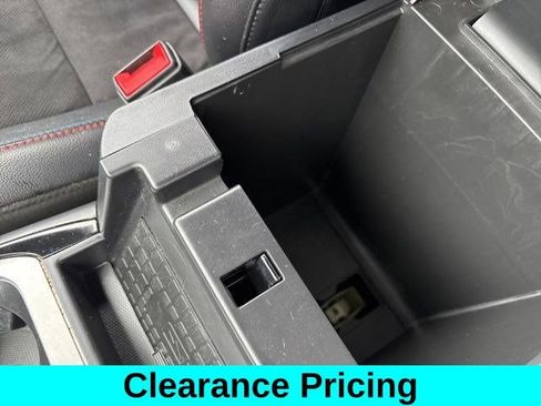 Used 2024 Ford Explorer ST w/ Equipment Group 401A AWD/4WD image 28