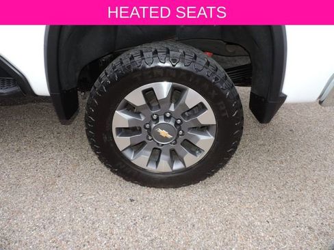 Used 2024 Chevrolet Silverado 2500 LT image 17