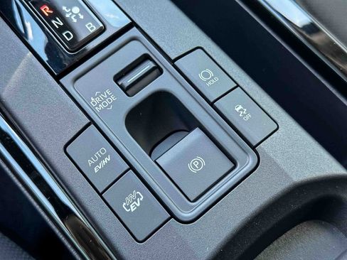 New 2026 Toyota Prius Plug-In Hybrid FWD image 24