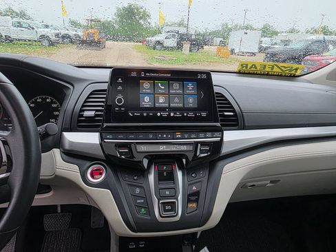Used 2025 Honda Odyssey EX-L image 19