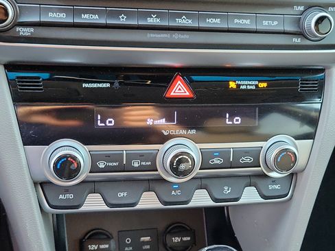Used 2020 Hyundai Elantra Value Edition FWD image 19