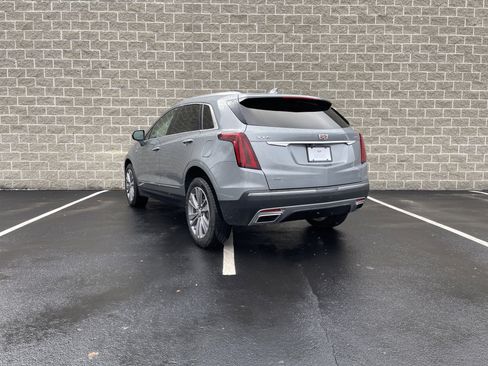 Certified 2025 Cadillac XT5 Premium Luxury image 3