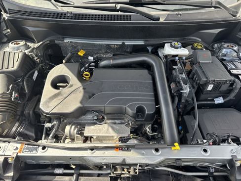 Used 2024 Chevrolet Equinox LT image 33