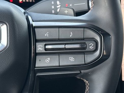 Used 2026 GMC Acadia AT4 image 21