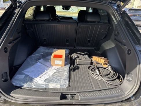 New 2025 Chevrolet Equinox EV LT w/ Convenience Package II AWD/4WD image 9