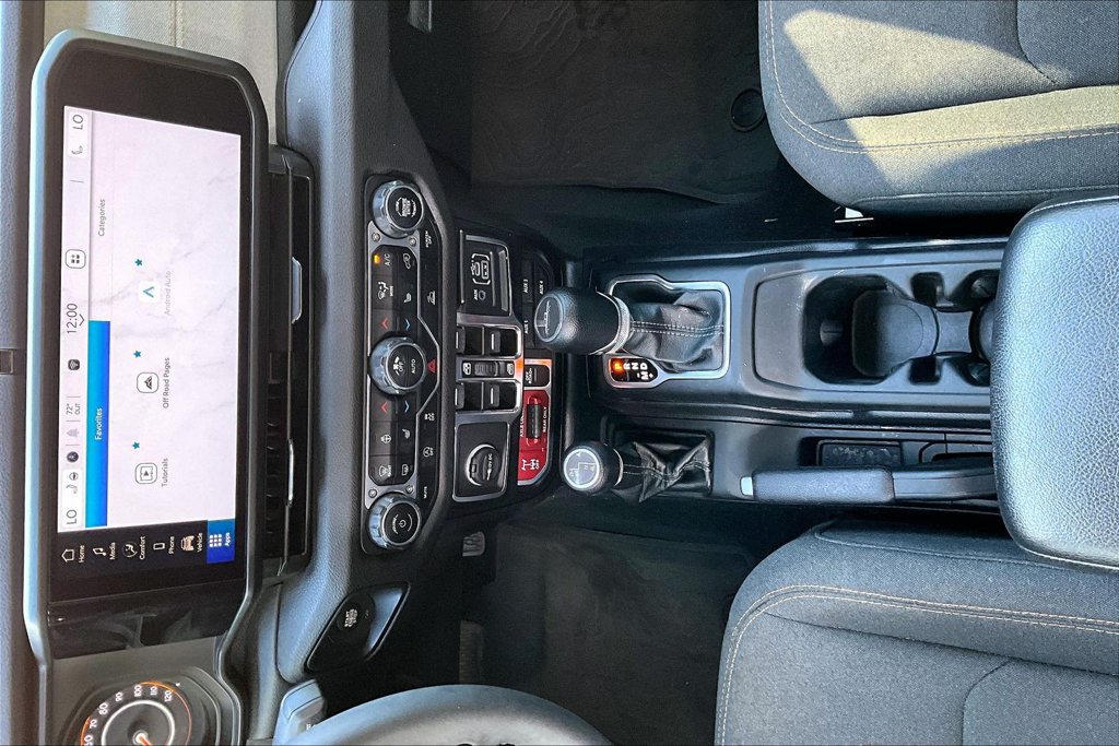 Used 2024 Jeep Gladiator Sport AWD/4WD image 30