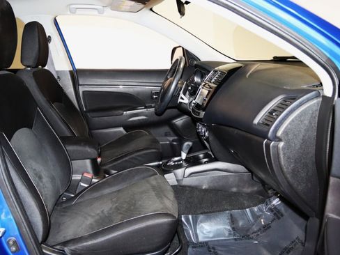 Used 2015 Mitsubishi Outlander Sport SE image 46