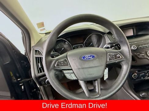 Used 2018 Ford Focus SE FWD image 11