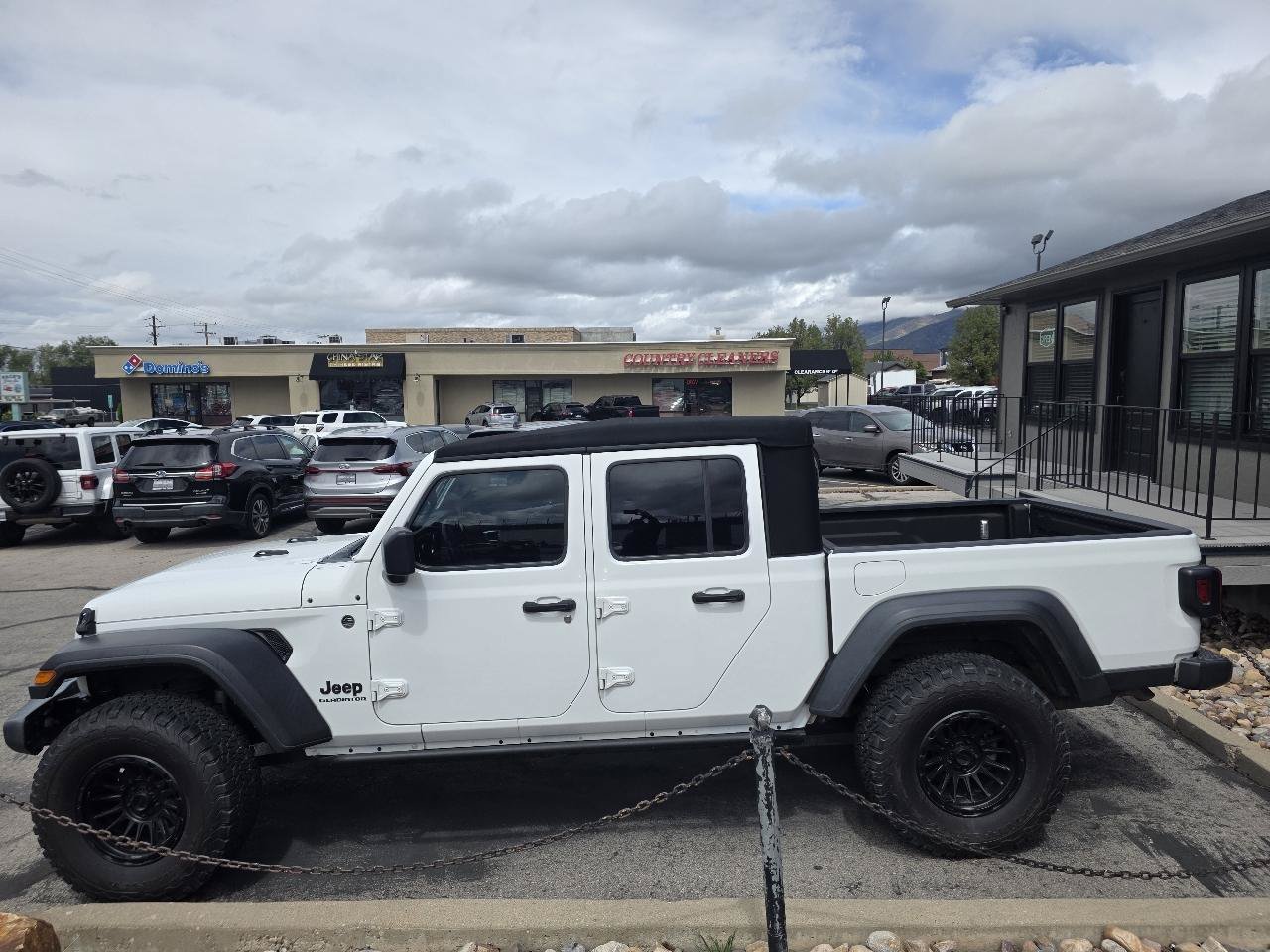 Used 2020 Jeep Gladiator Sport w/ Quick Order Package 24S AWD/4WD image 6