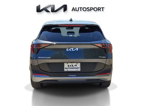 New 2026 Kia Sportage EX FWD image 9