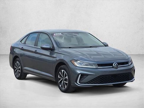 Used 2025 Volkswagen Jetta S FWD image 3