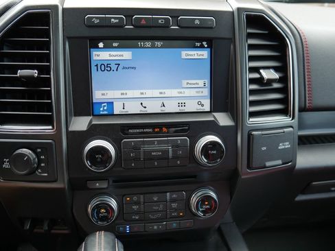 Used 2018 Ford F150 Lariat w/ Equipment Group 502A Luxury AWD/4WD image 28