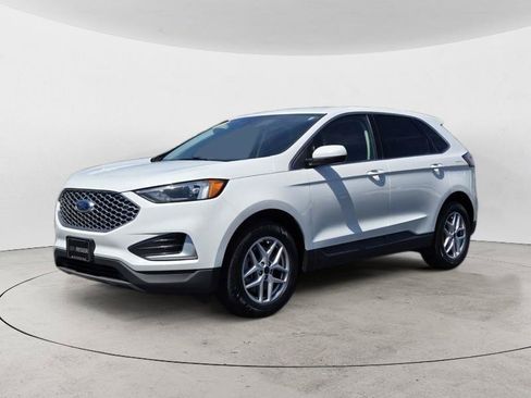 Used 2024 Ford Edge SEL AWD/4WD image 7