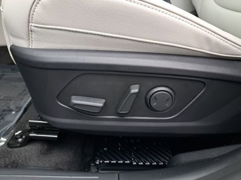 New 2026 Hyundai Tucson Limited image 37