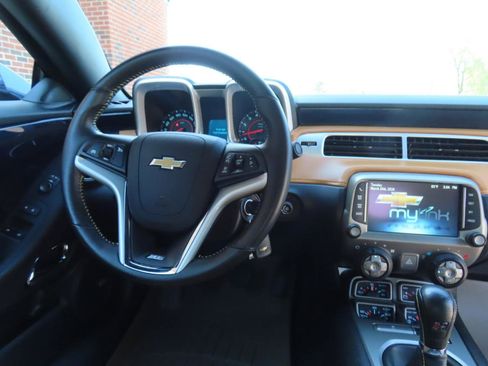 Used 2013 Chevrolet Camaro SS w/ Dusk Special Edition image 38