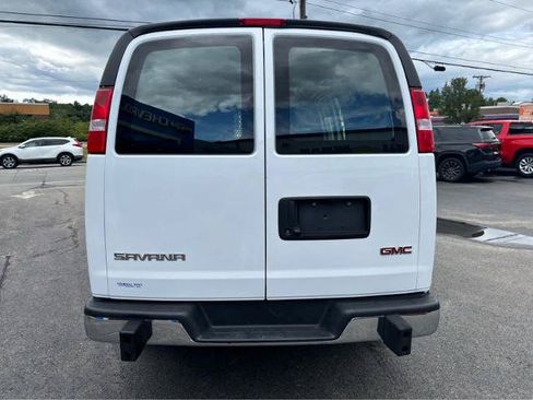 Used 2025 GMC Savana 2500 w/ Driver Convenience Package RWD image 7