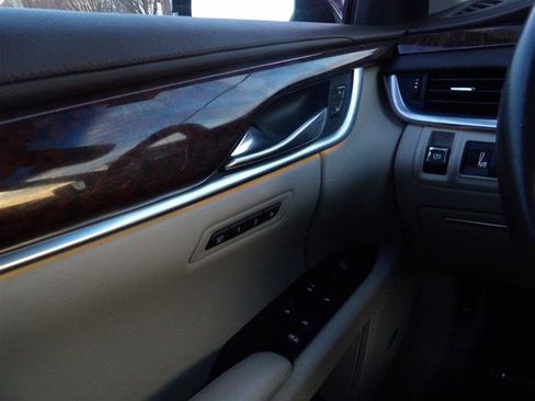 Used 2014 Cadillac XTS Luxury w/ Driver Awareness Package image 26