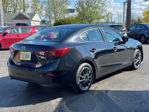 Used 2017 MAZDA MAZDA3 Sport FWD image 5