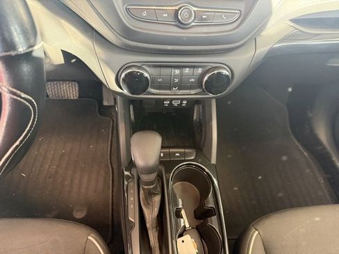 Used 2023 Chevrolet TrailBlazer LS image 10