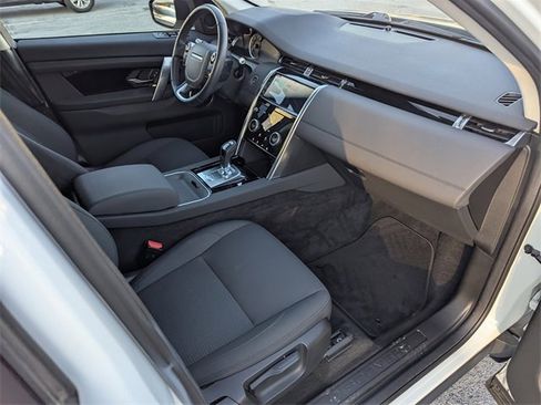 Used 2020 Land Rover Discovery Sport image 33