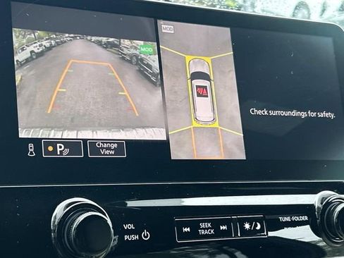 Used 2024 INFINITI QX80 Sensory AWD/4WD image 39