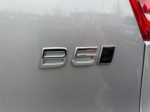 New 2026 Volvo XC40 B5 Plus w/ Protection Package Premier image 9
