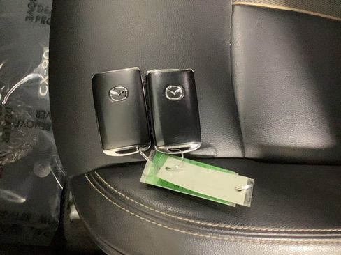 Used 2024 MAZDA CX-90 3.3 Turbo w/ Select Package image 35