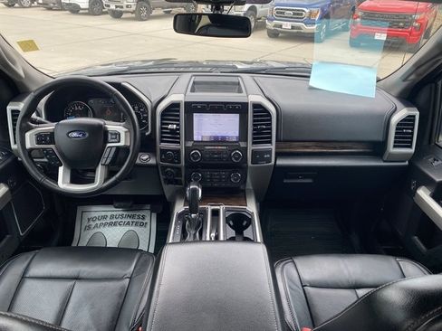 Used 2020 Ford F150 Lariat image 10
