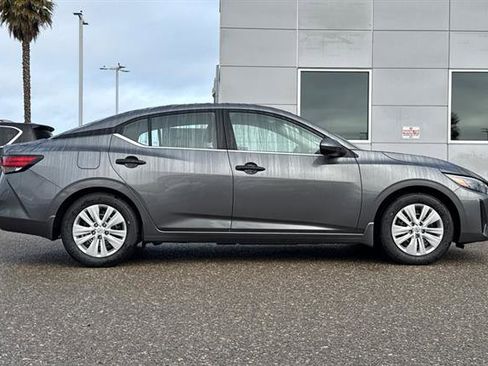New 2025 Nissan Sentra S image 4