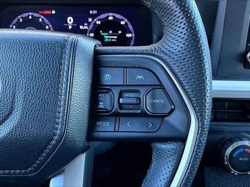 Used 2024 Toyota Tacoma TRD Off-Road image 24