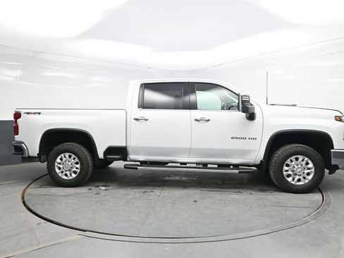 Used 2024 Chevrolet Silverado 2500 LTZ AWD/4WD image 8