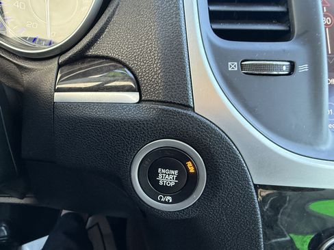 Used 2022 Chrysler 300 Touring L w/ Comfort Group image 16