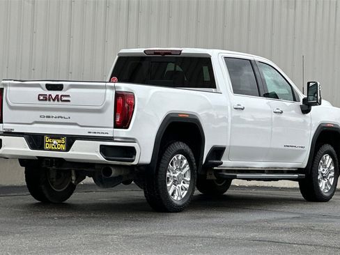 Used 2022 GMC Sierra 3500 Denali image 5