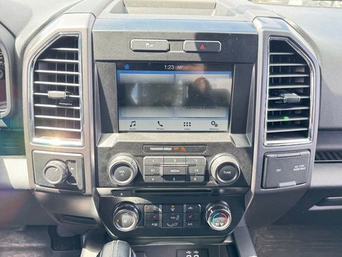 Used 2016 Ford F150 XLT w/ Equipment Group 302A Luxury AWD/4WD image 10