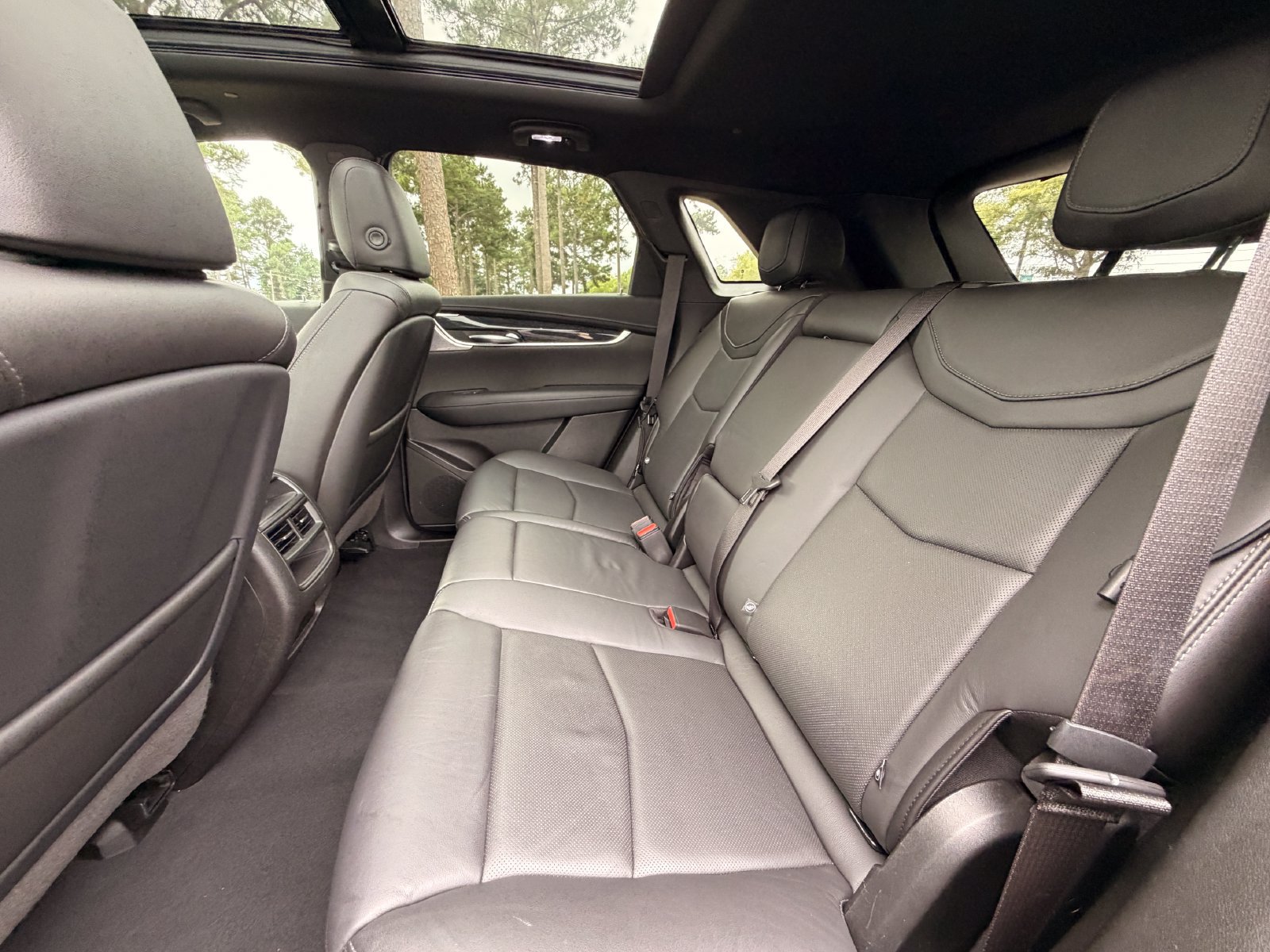 Used 2020 Cadillac XT5 Premium Luxury AWD/4WD image 14