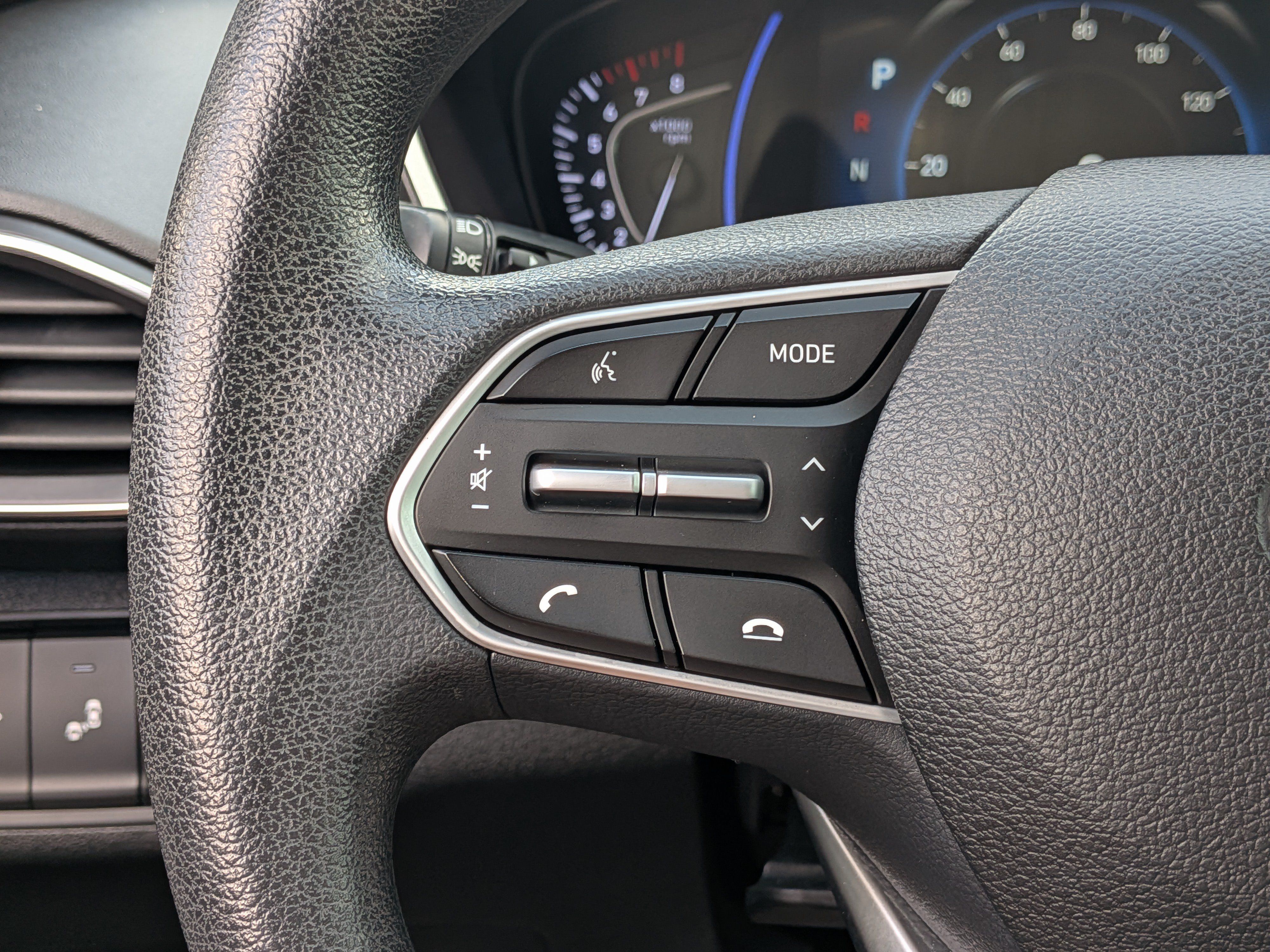 Used 2019 Hyundai Santa Fe SEL FWD image 24