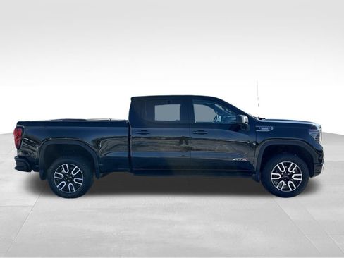 Used 2025 GMC Sierra 1500 AT4 w/ AT4 Premium Package image 26