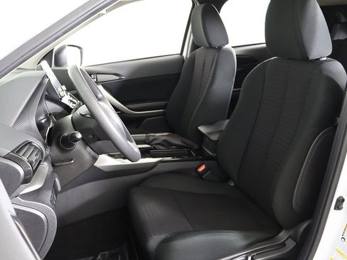 Used 2024 Mitsubishi Eclipse Cross LE image 25