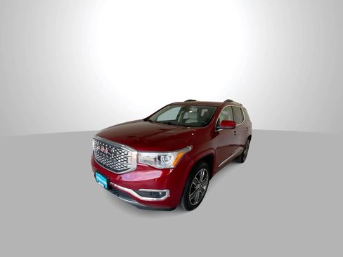 Used 2019 GMC Acadia Denali w/ Technology Package image 4