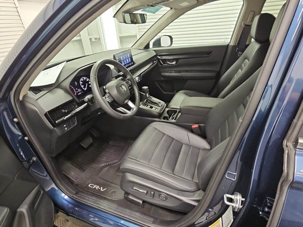 Used 2024 Honda CR-V EX-L image 11
