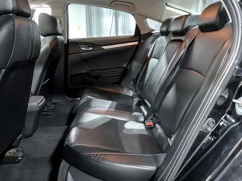 Used 2018 Honda Civic EX-L image 16
