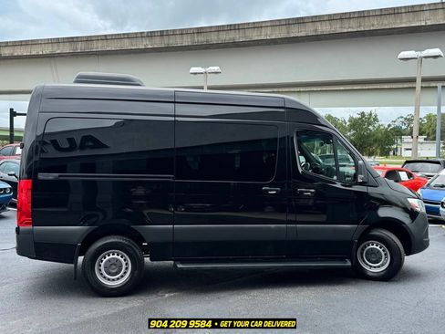 Used 2019 Mercedes-Benz Sprinter 2500 image 8