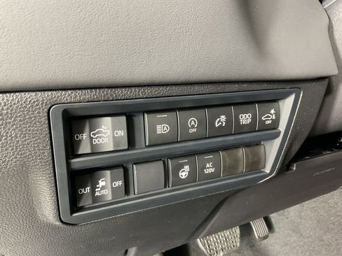 New 2026 Toyota Tundra Platinum image 17