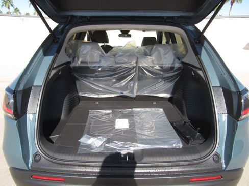 New 2026 Honda HR-V LX image 10