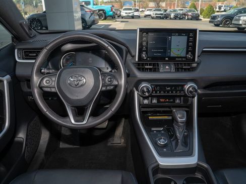 Used 2021 Toyota RAV4 XSE image 7