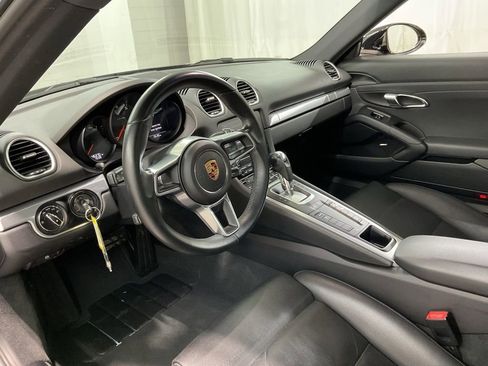 Used 2017 Porsche 718 Cayman RWD image 17