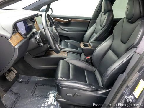 Used 2020 Tesla Model X Long Range image 12