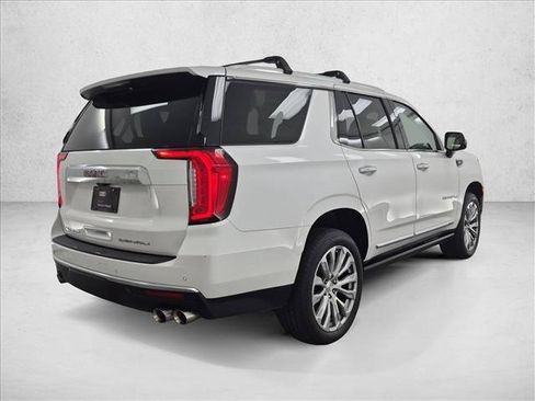 Used 2021 GMC Yukon Denali w/ Denali Premium Package AWD/4WD image 5
