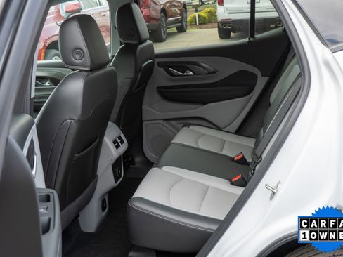 Used 2024 GMC Terrain SLT w/ LPO, Floor Liner Package FWD image 19